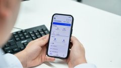让AI承担健康宣教、签约、智能随访、用药指点取
